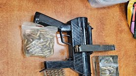 תת מקלע תחמושת, צילום: דוברות המשטרה